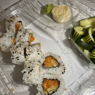 Spicy Salmon Roll