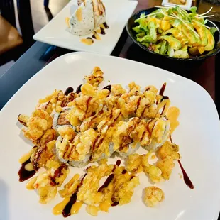 Popcorn crawfish roll and mango salad