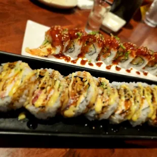 October and dancing spicy tuna roll