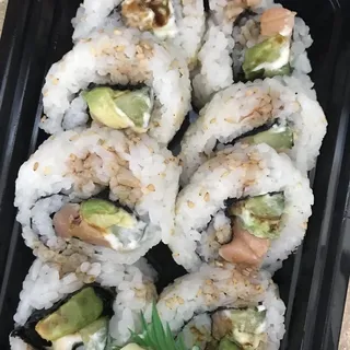 Salmon Avocado Maki