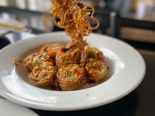 Flyin Fin Sushi & Seafood