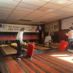 Moz's bar &amp; mini bowling lanes are 16 feet long