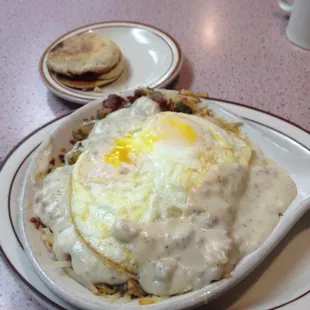 Deluxe skillet, I added sausage gravy to it...