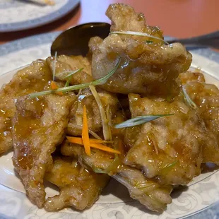 food, chicken wings and fried chicken