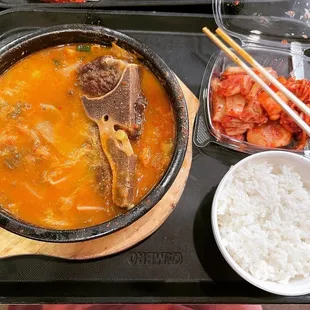 Beef bone cabbage soup