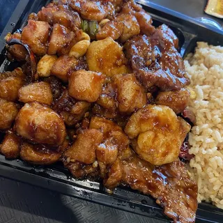 Individual Kung Pao 3 Delight
