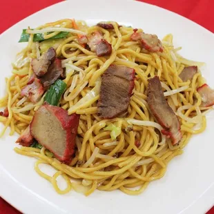 Chow mein with BBQ pork