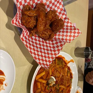 8. Sweet and Spicy Boneless Chicken