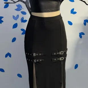 Black crop tank long black buckle skirt