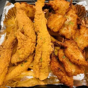 food, bbq wings, fried chicken wings, chicken wings and fried chicken, poultry, chicken wings, chicken, bbq chicken, fried chicken