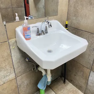 Bathroom was spotless!