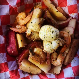 Lobster Tail, Shrimp and Potatoes with Lemon Pepper and Butter