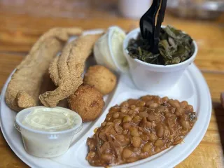 Hank's Catfish & BBQ