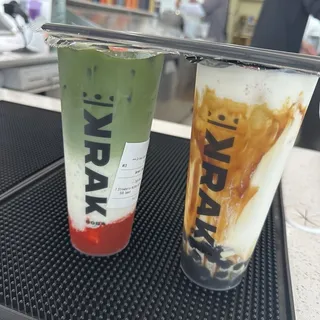 Strawberry Matcha Latte (Large)