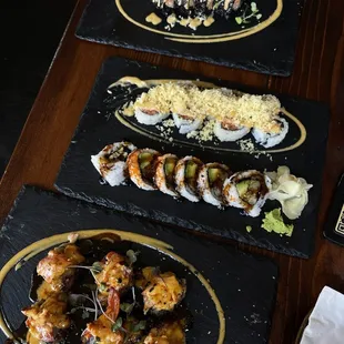 Crunchy Lobster , Shrimp Tempura (HR) , Crunchy Spicy Tuna (HR) , King of the North