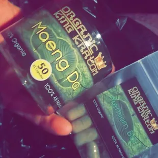 Thank you for the help I needed for my 1st purchase of Kratom! I didn't catch her name, but I was very happy with her help w/ my purchase.