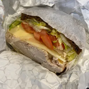 Turkey carved sandwich on pumpernickel... only 1/2!