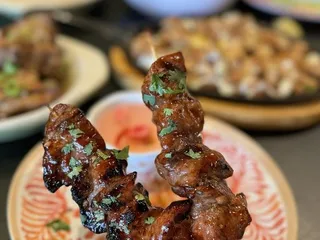 Tita Flora's
