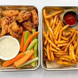 sweet chili wings and french fries