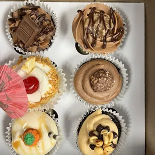More cupcakes- sweet!