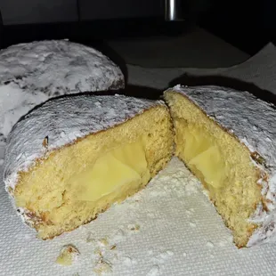 Custard Paczki