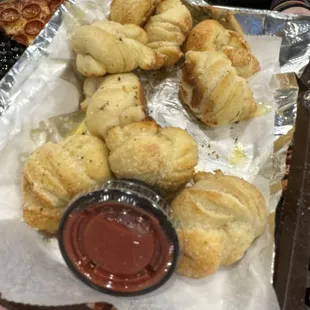 dough desserts, food, donuts