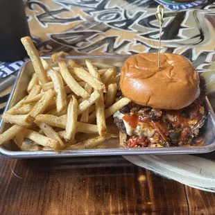 Chili Willy Chili Burger