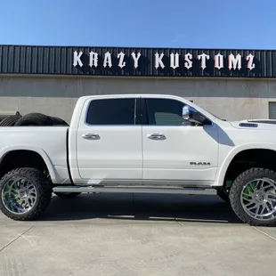 2022 Ram lift, powder coat, rims and tires