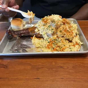 Pasta stuffed turkey leg