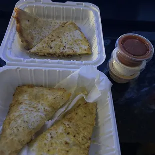 Tandoori Chicken Quesadilla with sauces