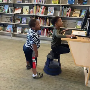 Summer fun 2022 visit to the library