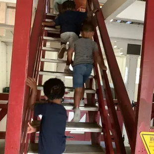 Summer fun 2022 to sacramento Fairytale town.