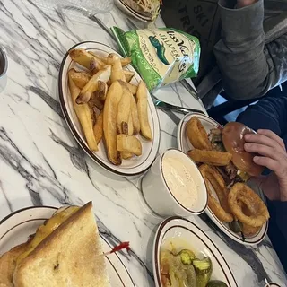 BLT