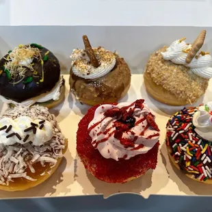 donuts, dough desserts, food