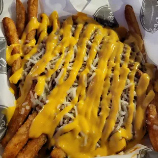Chilli cheese fries