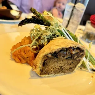 Vegan "Beef" Wellington