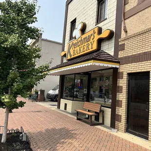 kretchmar&apos;s bakery