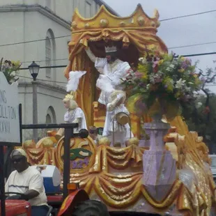 King float