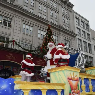 Photo by @PictureNola