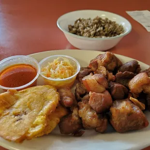 Griot and black rice