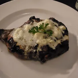 Dry aged Ribeye with Bleu cheese topping