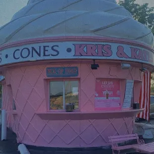 a pink ice cream cone