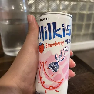 Strawberry milkis