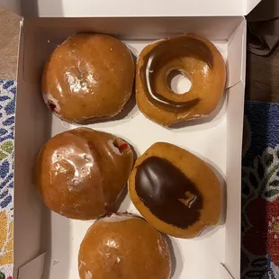 Must have had to cut costs on the icing