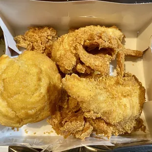 4pc Cajun Tender w/Biscuit