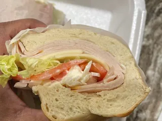 Pic Quick Deli