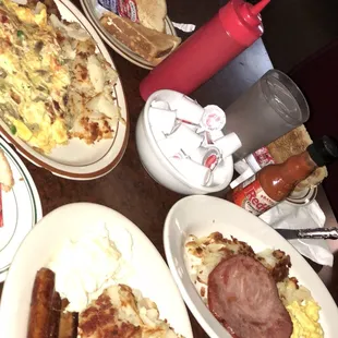 a table full of breakfast foods