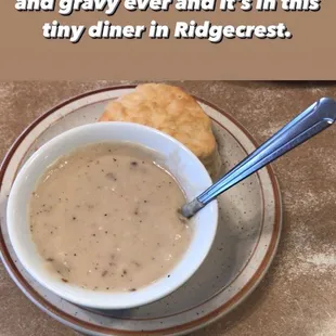 Biscuit and gravy