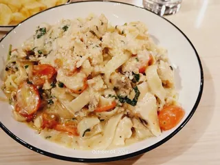 Songbird Social House