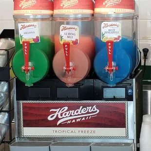 Slushie machine/flavors